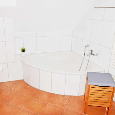 Daire Mit Balkon Und Strandkorb Am *