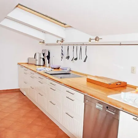 Mit Balkon Und Strandkorb Am Baabe